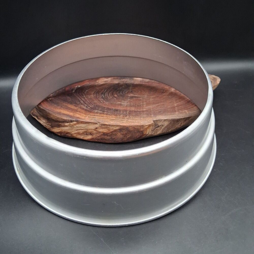 Vintage 1974 Wilton 10" Round Ring Cake Pan 502-259 Aluminum Base Pan Only